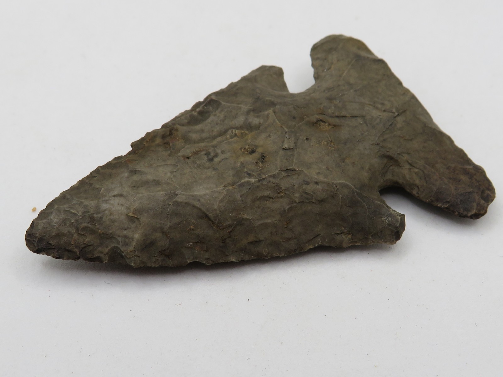 2 5/8" INDIAN ARROWHEAD AUTHENTIC - THEBES PROJECTILE POINT - OHIO*