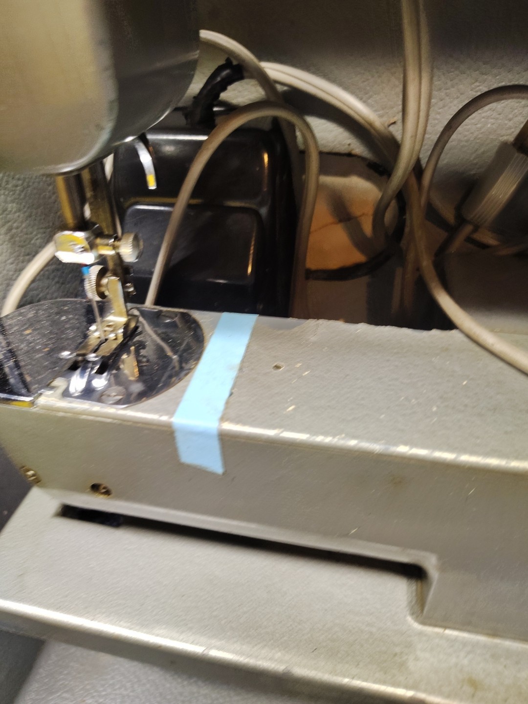 Vintage Portman Sewing Machine Compact Case Pedal Attachments