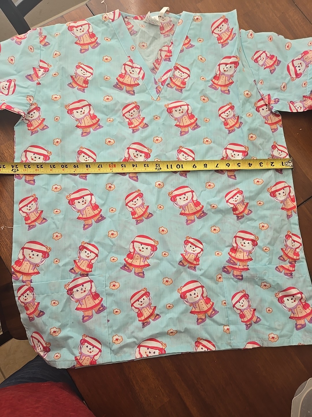 Women scrub tops Med SOS scubs USS