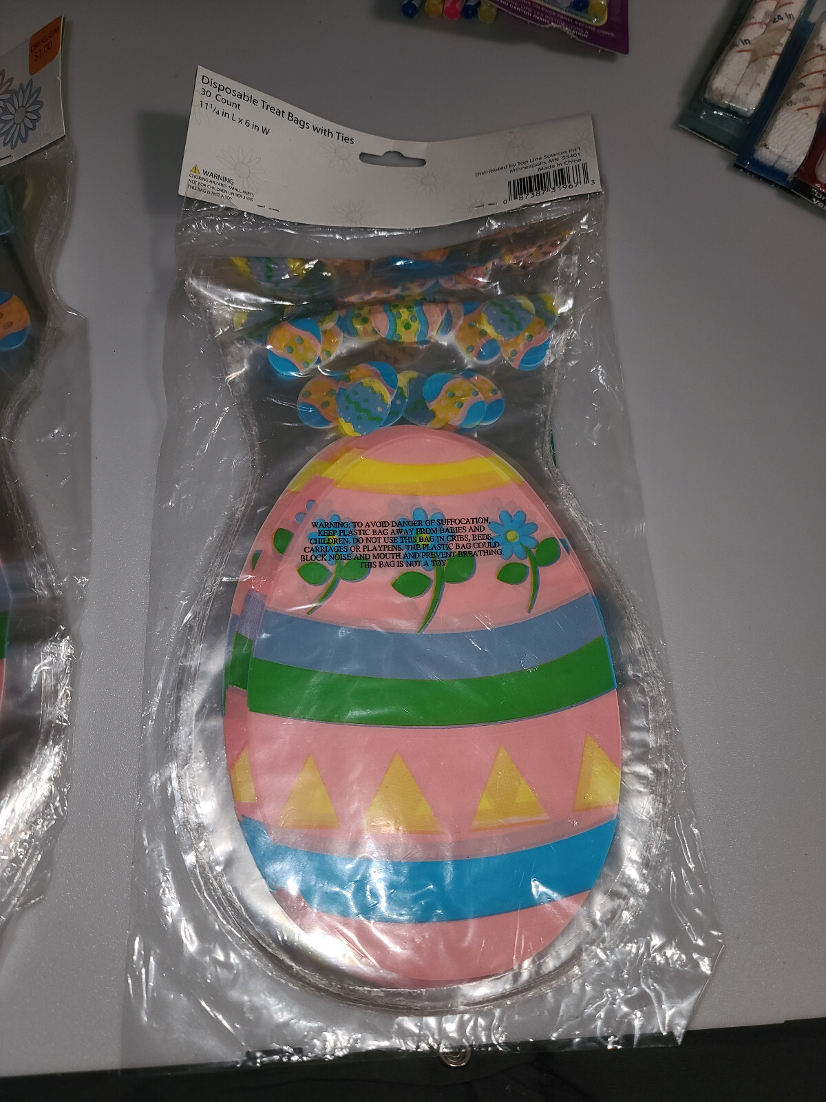 Vintage Disposable Candy Bags Easter Egg Bags 11.25 in x 6 in Plastic (30 Count)