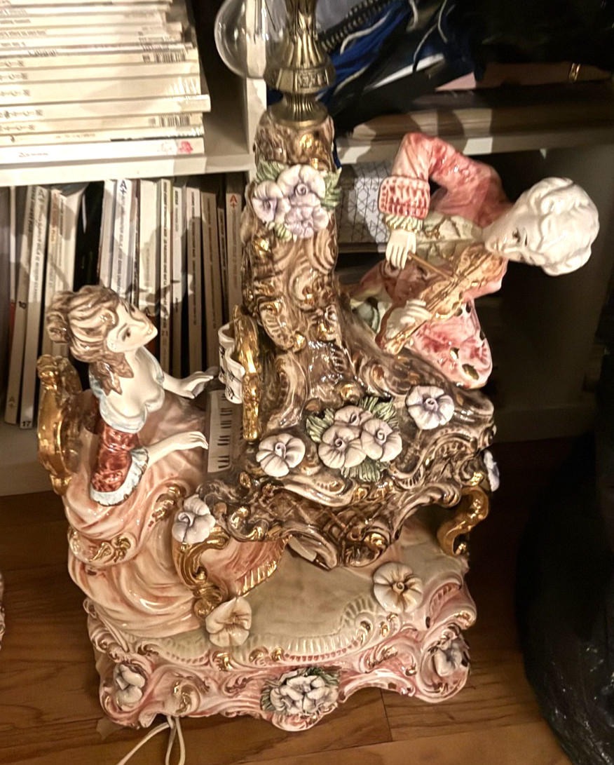 CAPODIMONTE SET of TWO 2 Figurine Lamp With Shade Made in Italy original
