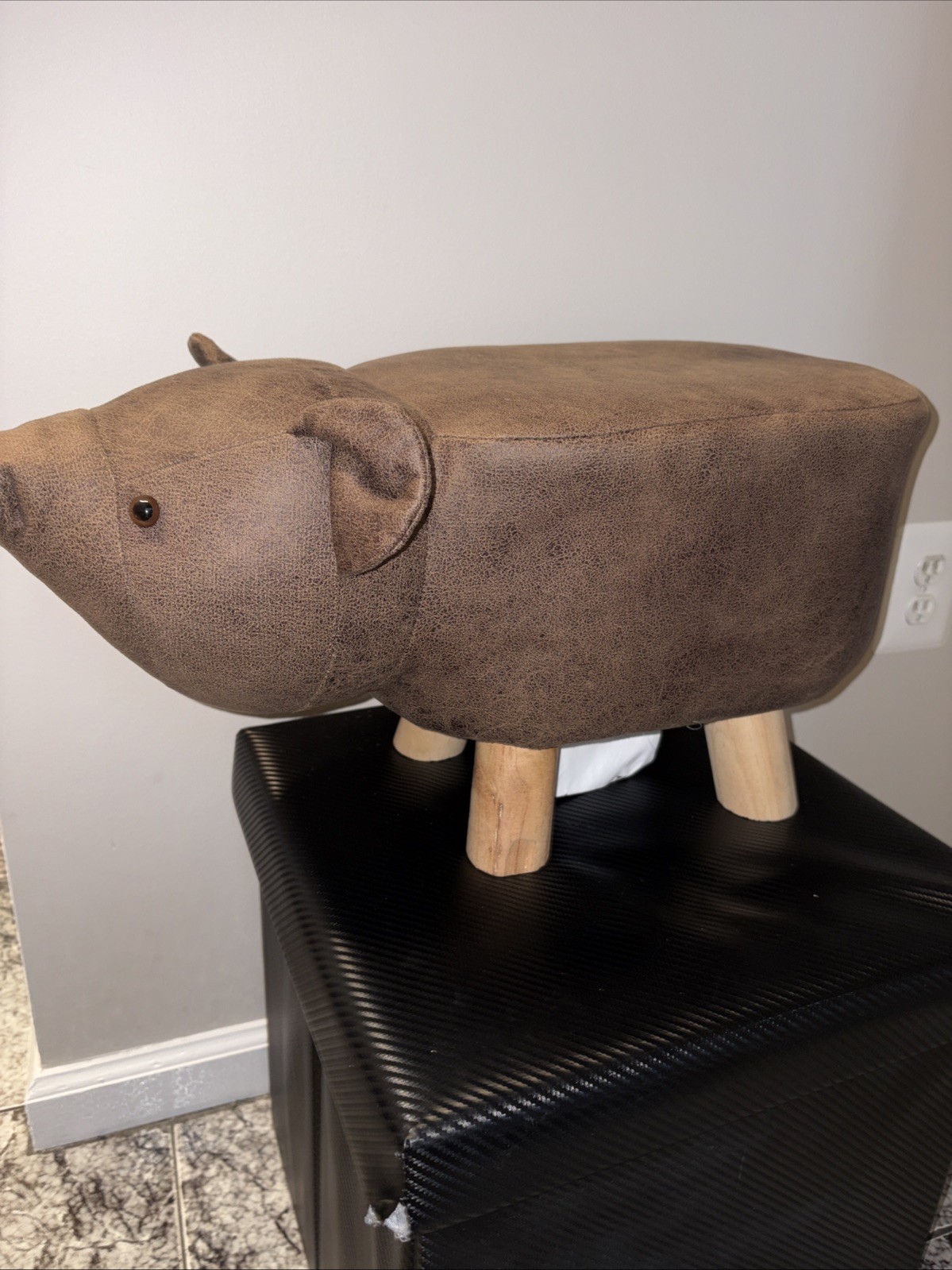 Kids foot rest Faux leather Bear With Wooden Legs