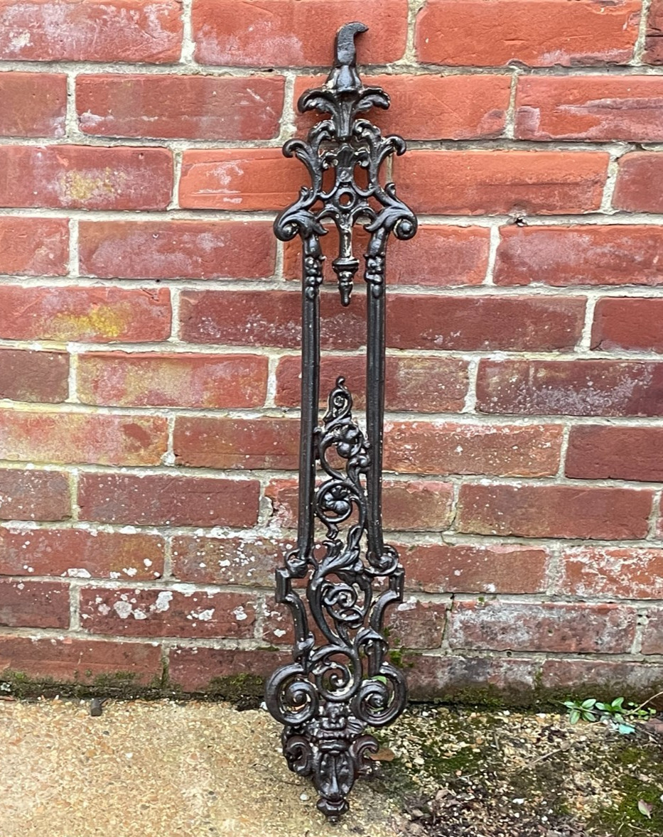 Antique Ornate Cast Iron Garden Stair Balustrade Handrail