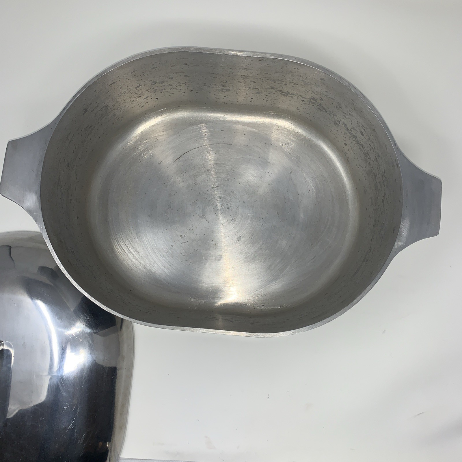 Royalty TM Nasco Oval Roasting, VTG Braising Dutch Oven Heavy Aluminum, Korea