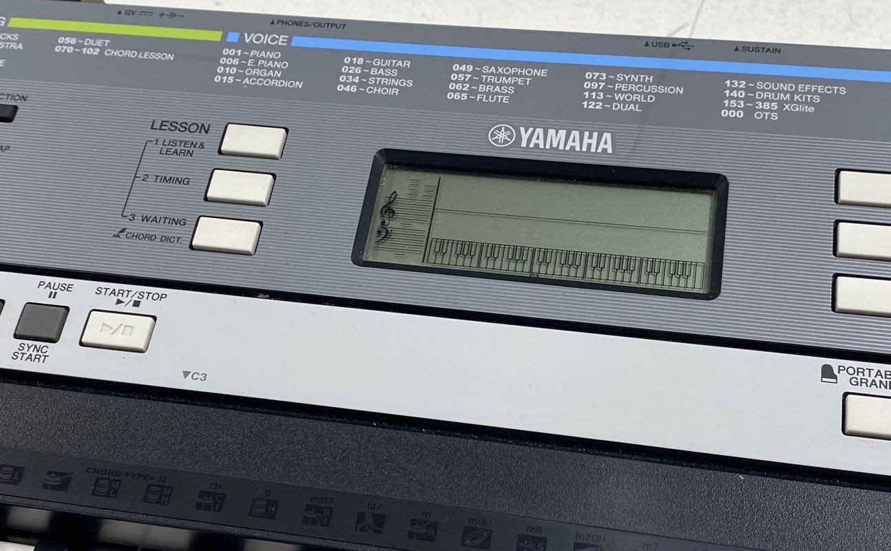 Yamaha 61 keys Portable Keyboard