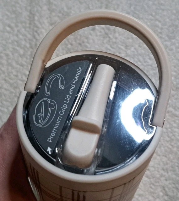 HydroJug 20oz Sport Seasonal Water Bottle “Blair” Limited Edition Plaid