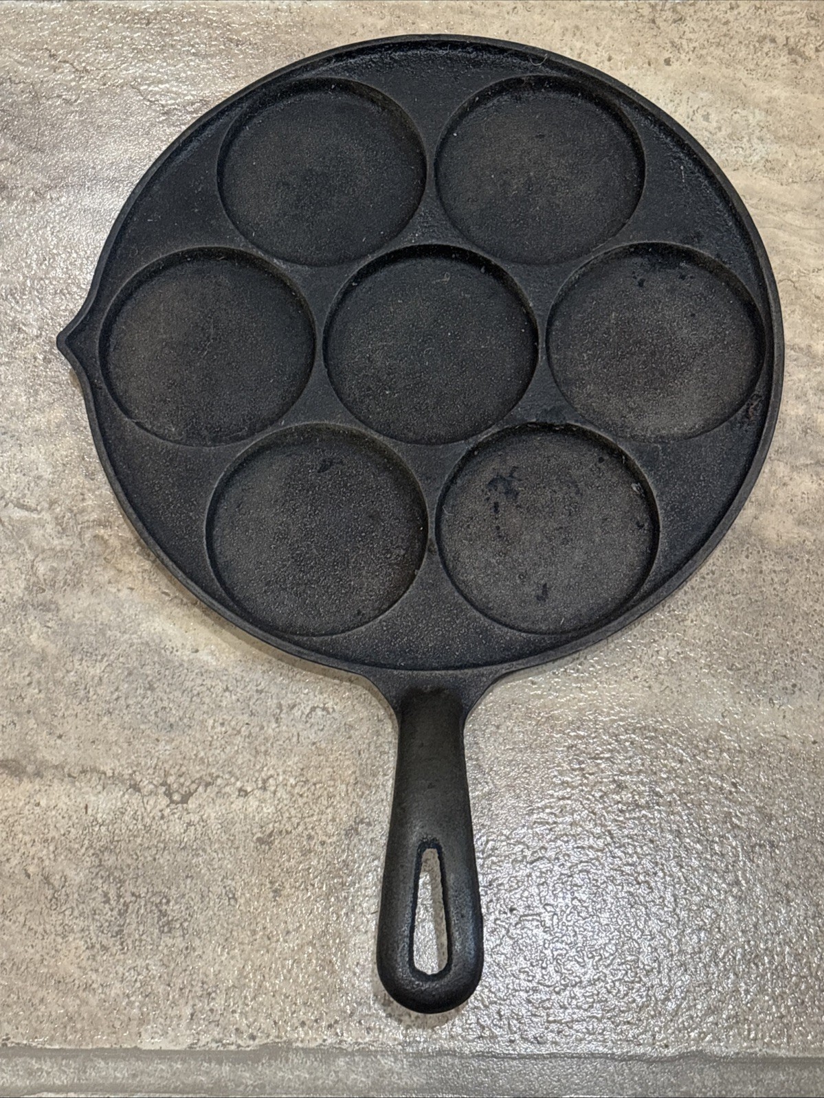Vintage Unbranded Cast Iron Pancake Plett Pan - Marked Made In USA