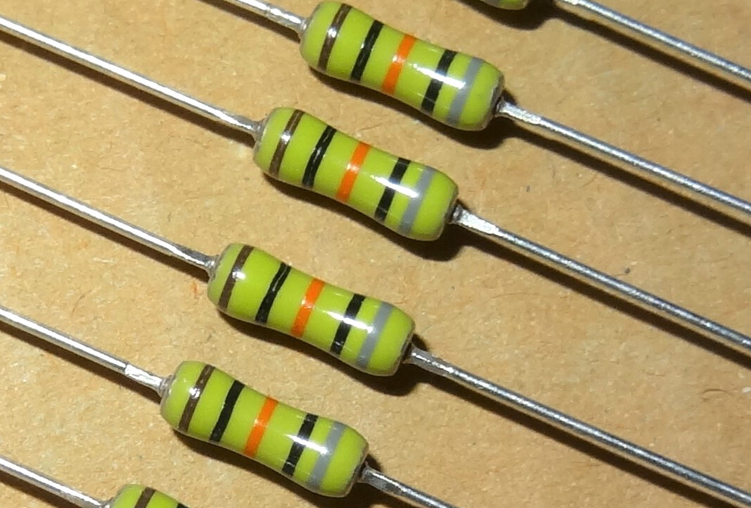 4 pcs 10nF, 50V Axial Capacitors