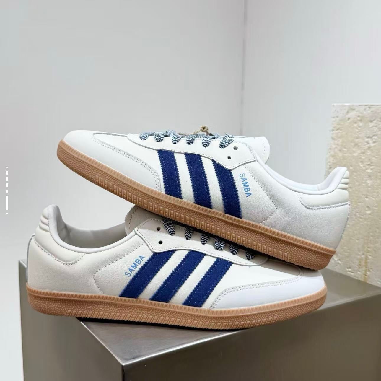 adidas Originals Samba OG Off White Dark Blue Clear Sky JI3907