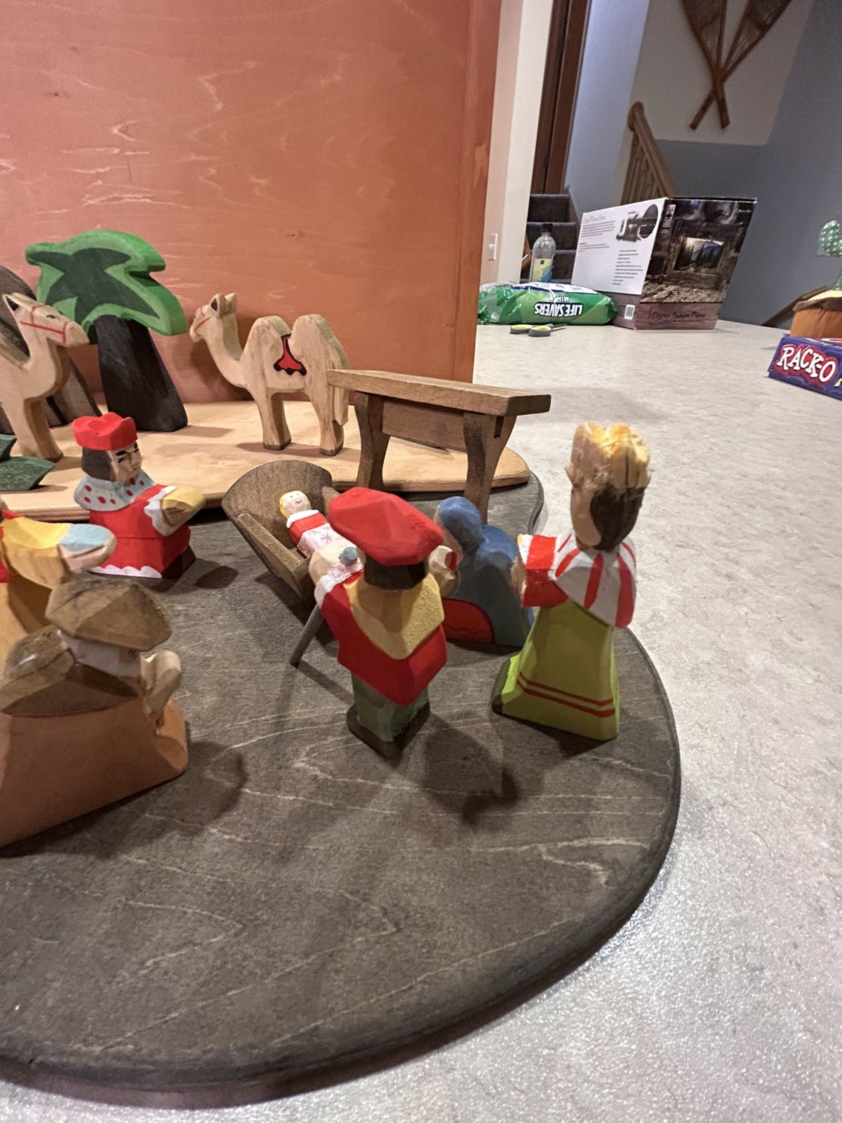 Maxim Woodland Fantasies Deluxe Nativity Set