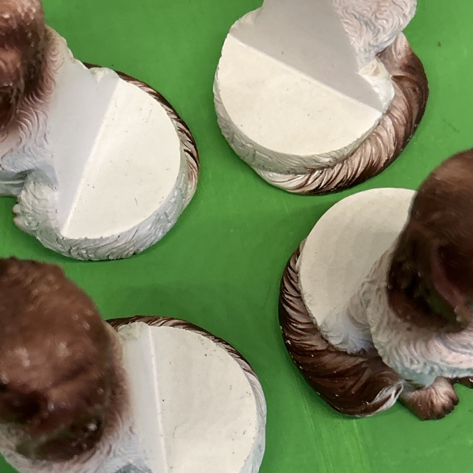 Planter Riser Plant Stand Pot Feet Springer Spaniel Dog X4