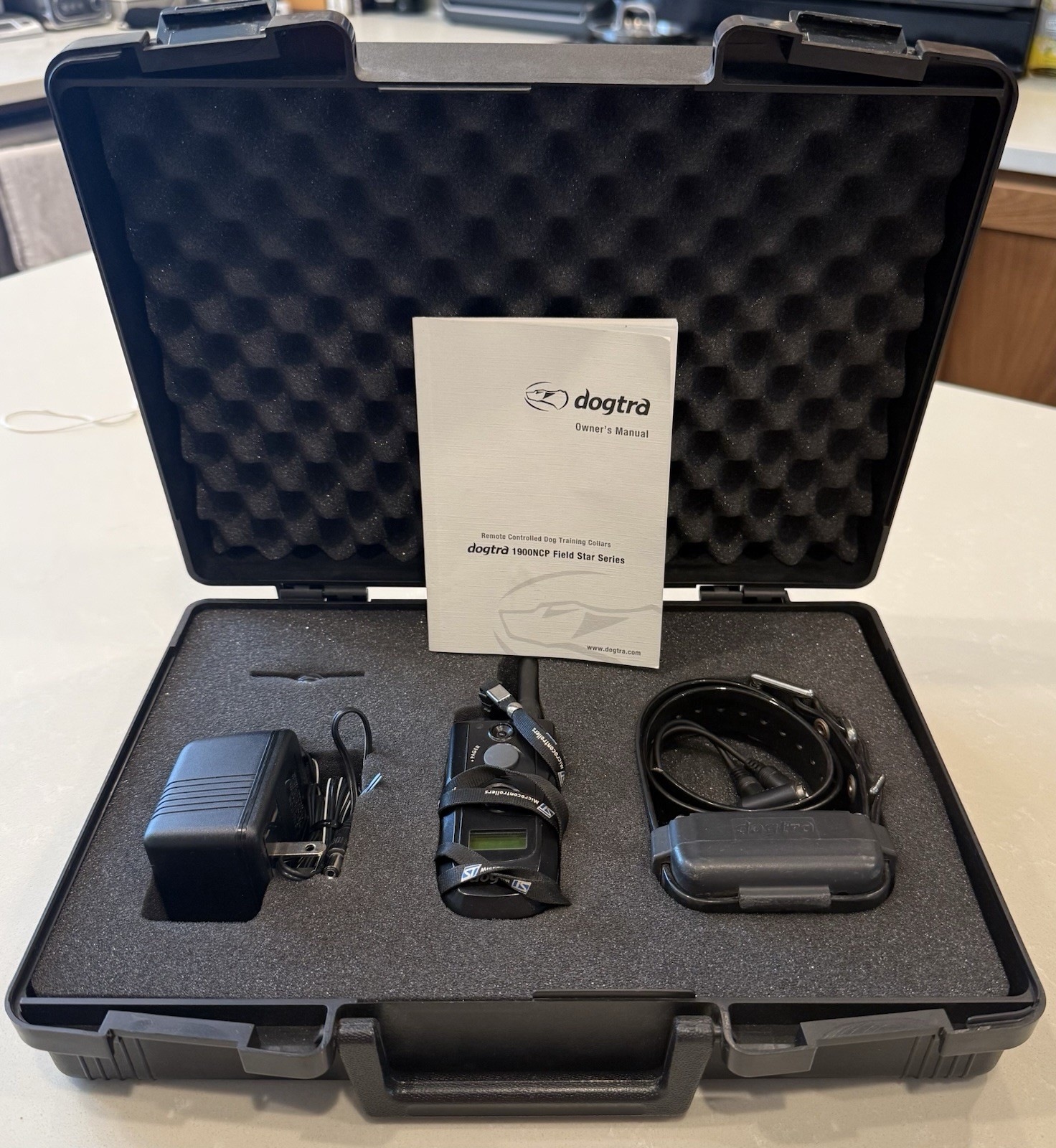 Dogtra 1900NCP Field Star, Remote Controlled Dog Training Collar, NEW BATTERIES