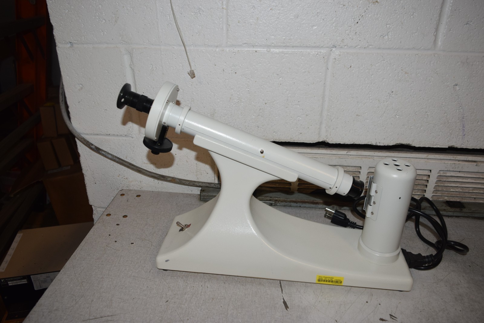 Azzota Corporation Disc Polarimeter