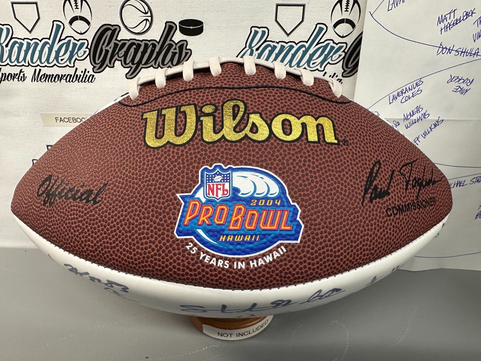 2004 NFC PRO BOWL TEAM SIGNED AUTOGRAPHED FOOTBALL-COACH ANDY REID CHAMP BAILEY