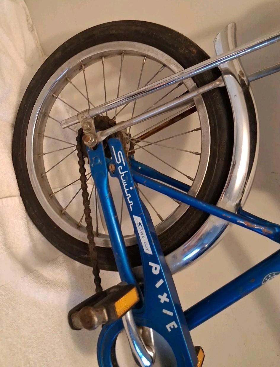 Vintage Schwinn Stingray Pixie 16" Wheel Bike & Blue Sparkle Replacement Seat