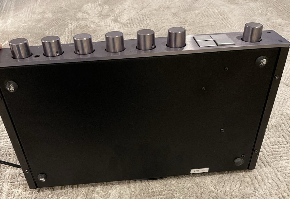 Vintage Carver Preamplifier C-2 High Performance Console