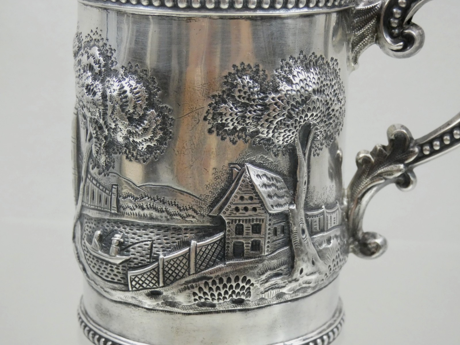 ANTIQUE AMERICAN COIN SILVER MUG CUP HAND CHASED REPOUSSE ARCHITECTURAL sterling