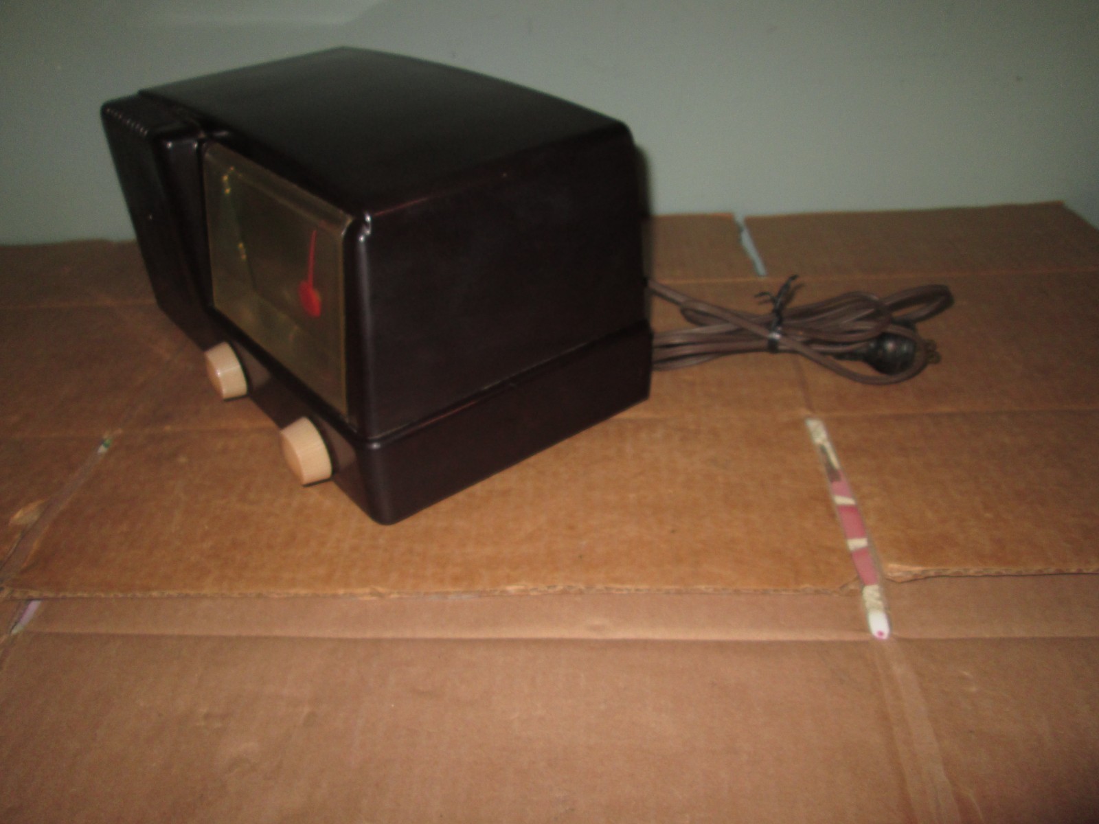 1950 General Electric GE Model 400 AM 5 Tube Radio Vintage