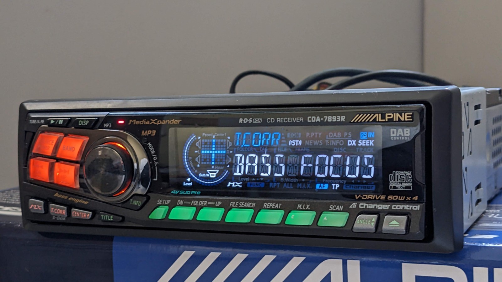 ALPINE CDA-7893R Car CD MP3 Receiver MediaXpander 4 X 60 WATT + BLUETOOTH