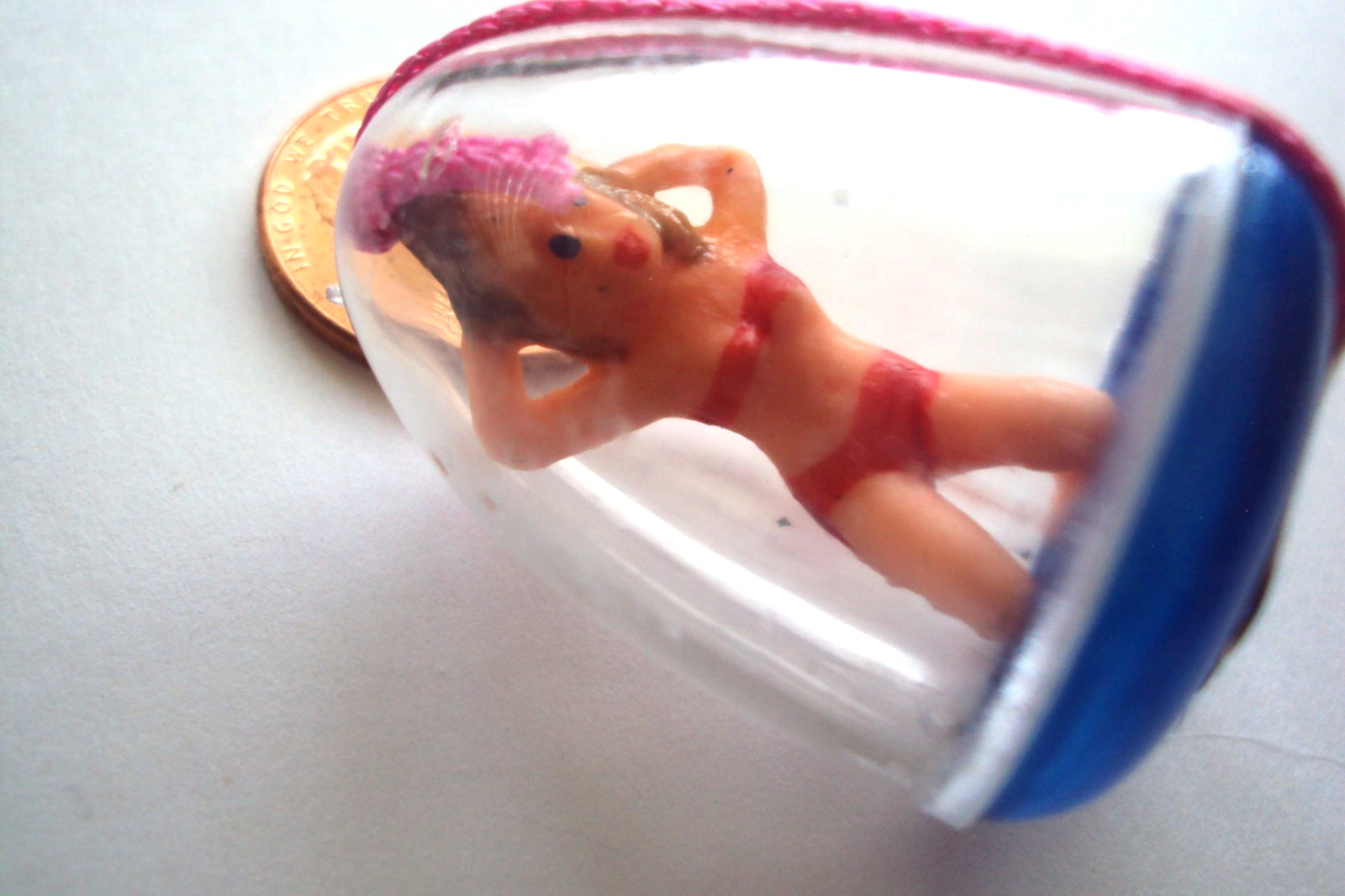 Vtg Gumball Charm Cracker Jack 60's HK BRABO DOME THE BATHING BEAUTY Vending