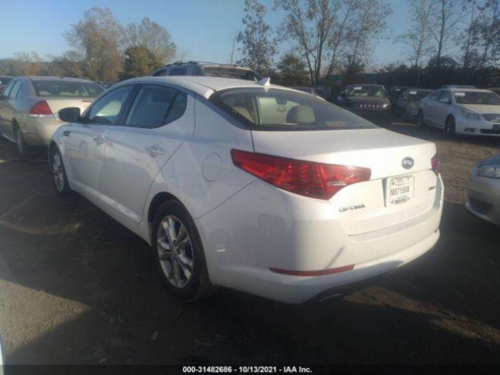 11-15 KIA OPTIMA LR Left Driver Rear Door Left Rear Door Snow White Pearl SWP