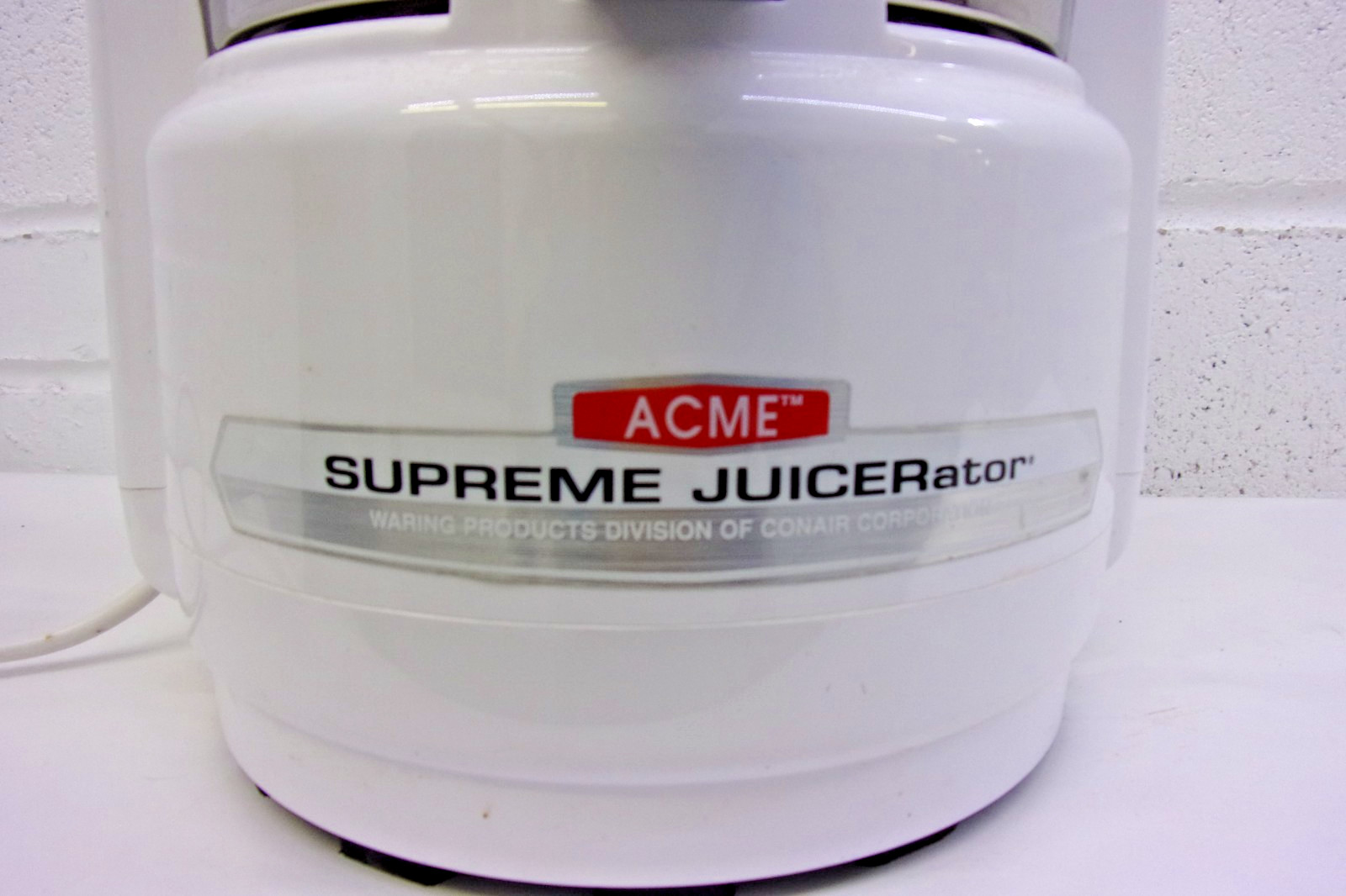 NEW ACME Supreme JUICERator 11JE21 Model 6001 4.8 Amp Heavy Duty Fruit Juicer