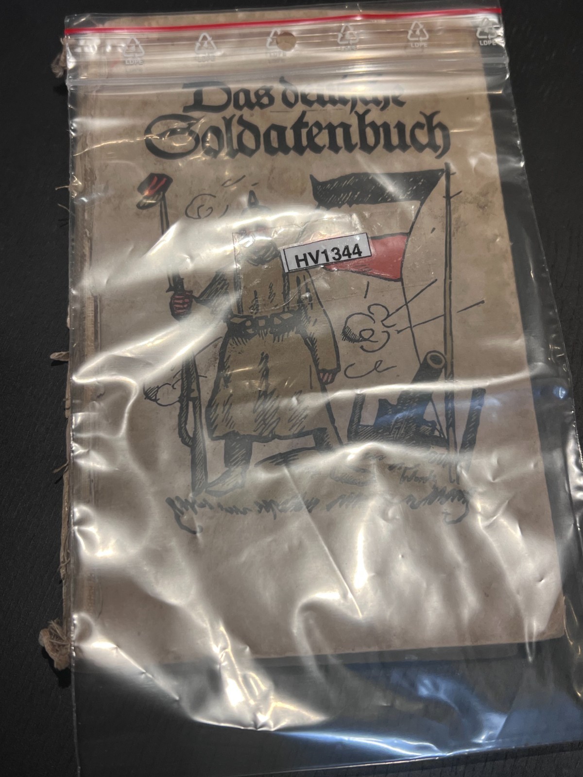 Original WWI German Imperial Army Book "Das Deutsche Soldatenbuch" Berlin