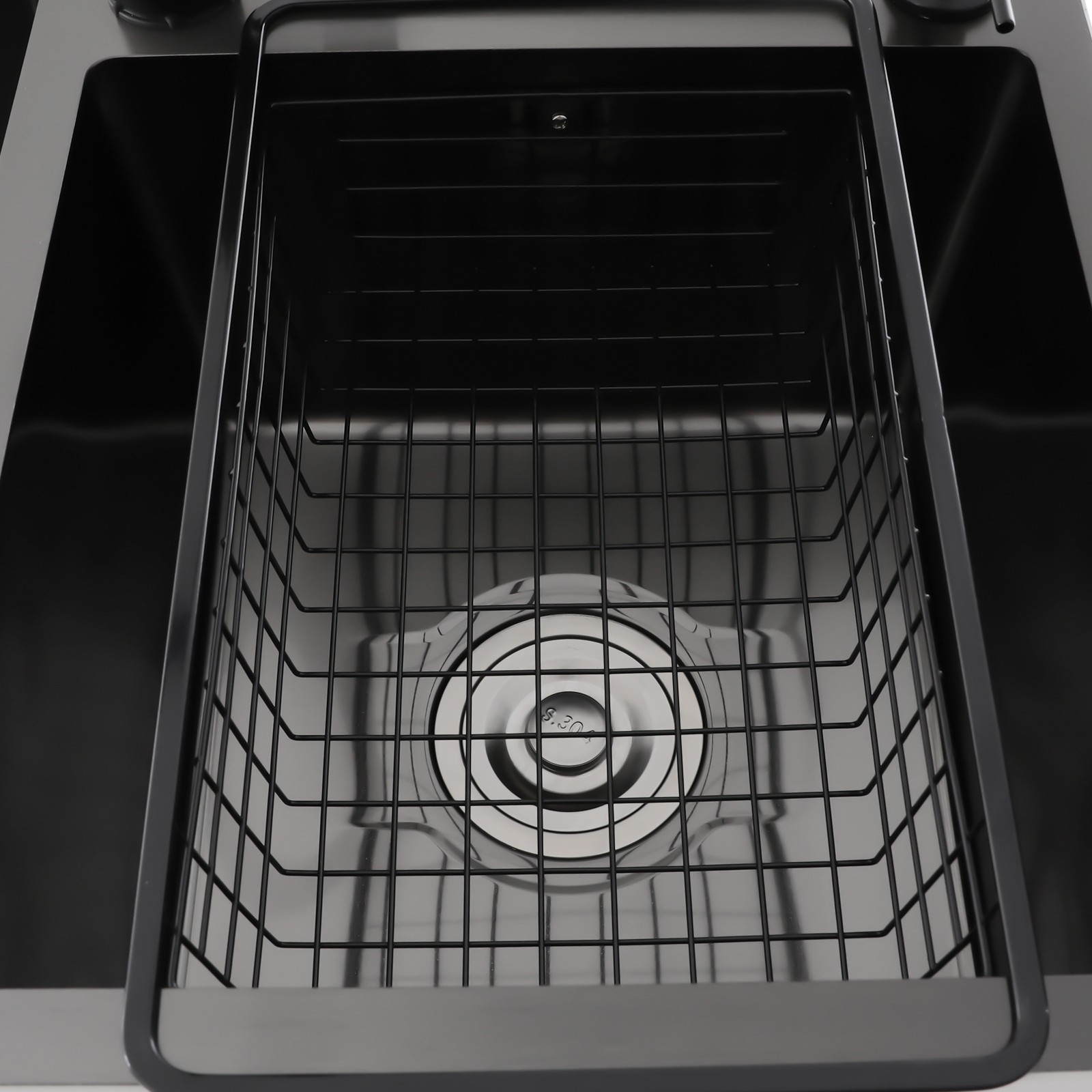 Stainless Steel Sink with Pull-Out Faucet and Cabinet Freestanding Kitchen Sink