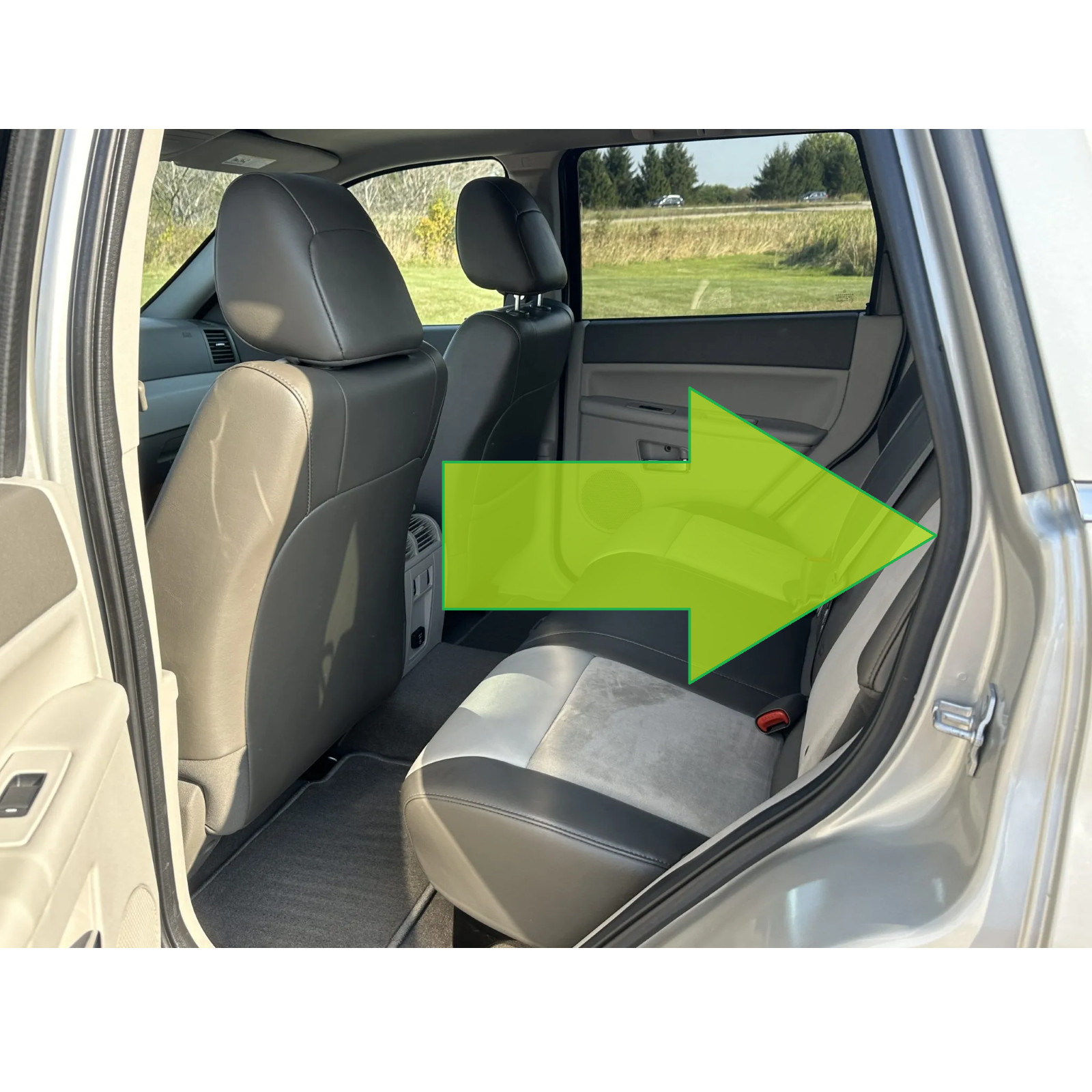 Jeep Grand Cherokee WK 4-Piece Rubber Door Seal Weatherstrip Set 55394040AF