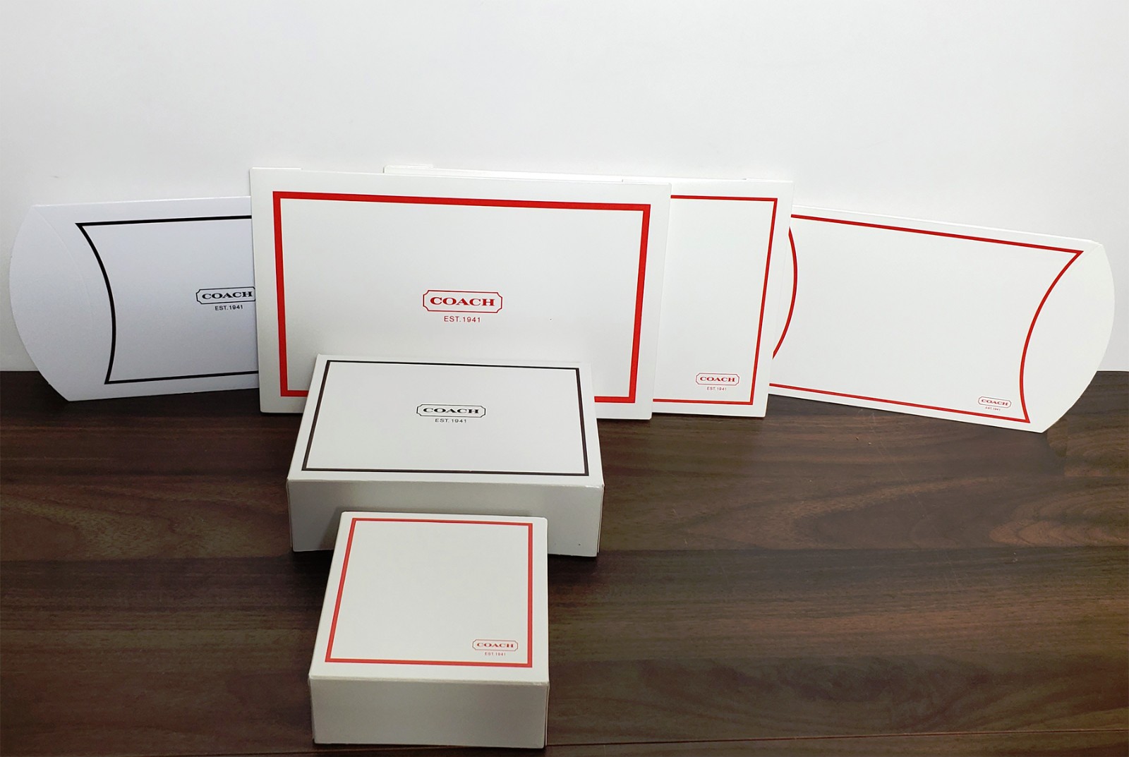 New Coach Gift Boxes for Wallet Small Bag Jewelry Accessories White Red Brown