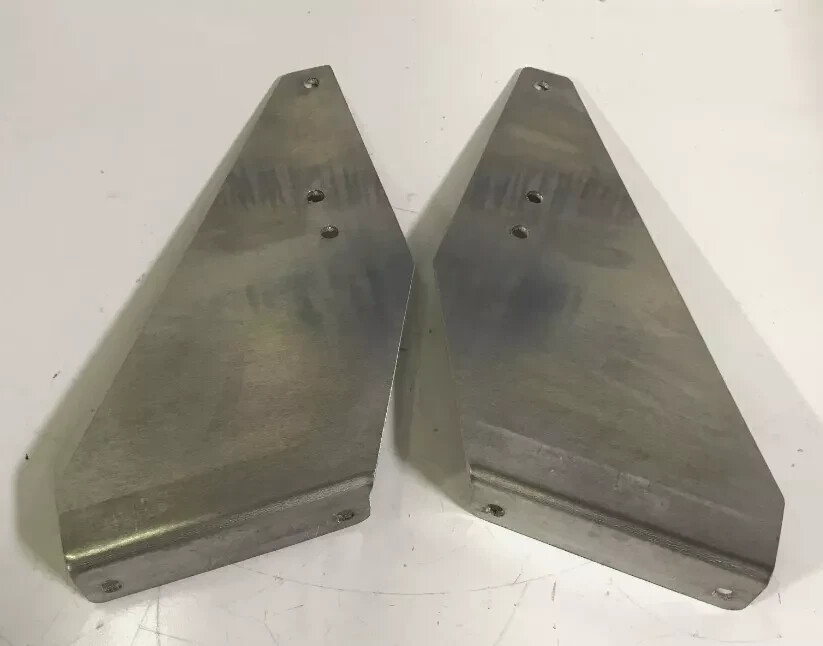 *NEW* KENWORTH DPF Box Step Brackets - 1 Pair Aluminum