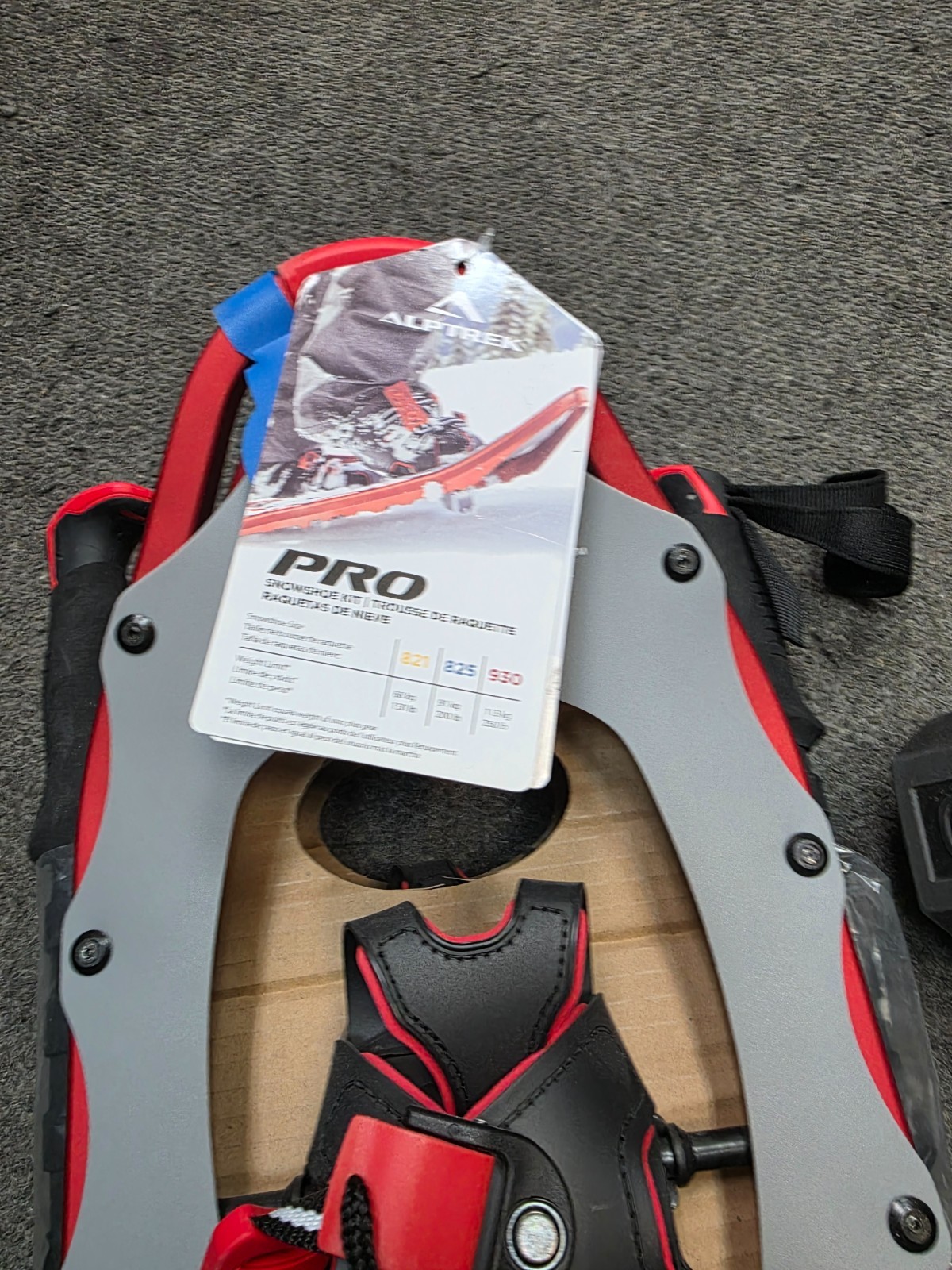 ALPTREK PRO 930 Snowshoes Complete Kit w/ Poles Bag 250lb Capacity Large 30"