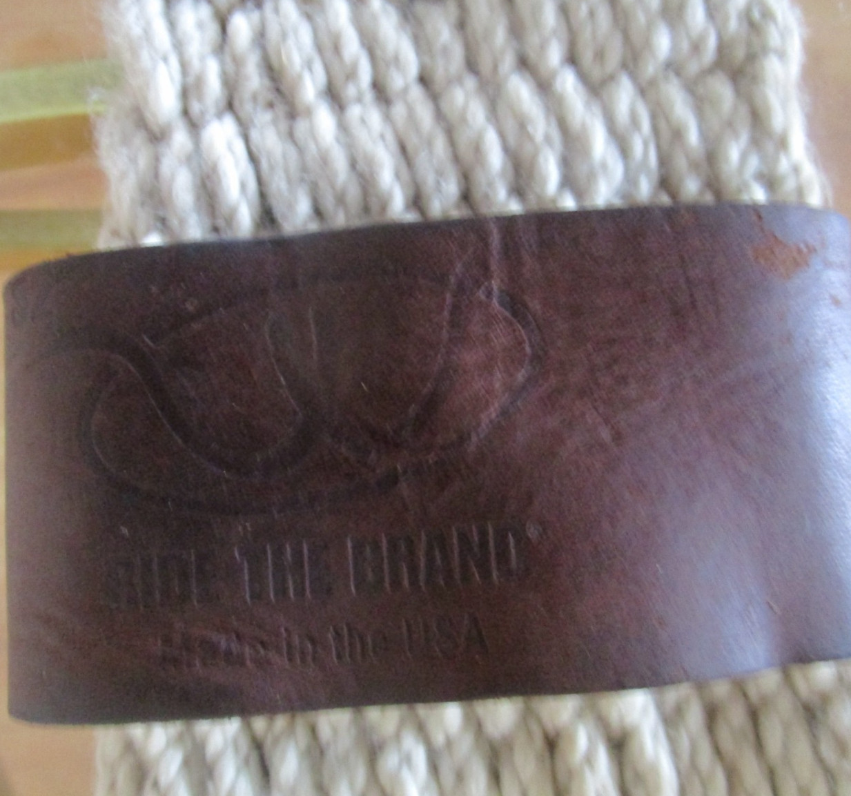 32'' WIDE ROPE WEAVER WESTERN CINCH