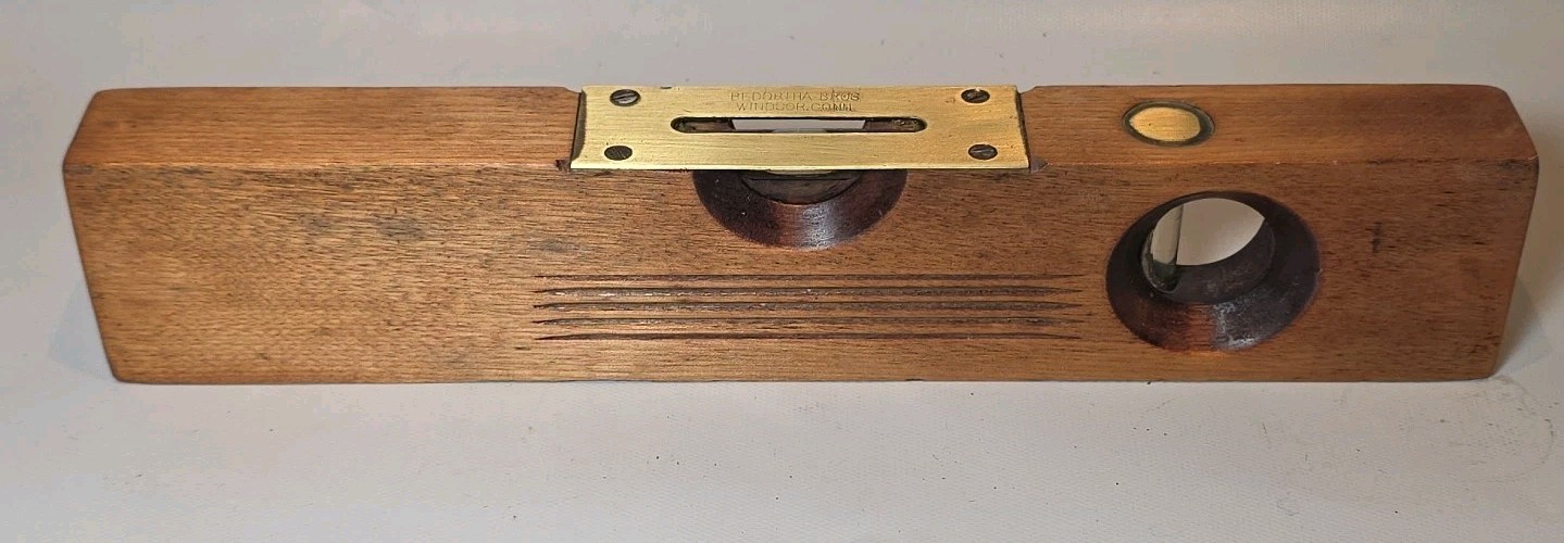 Antique Wood Bedortha Bros 12" (2) Bubble Woodworkers Level Tool Windsor, Ct