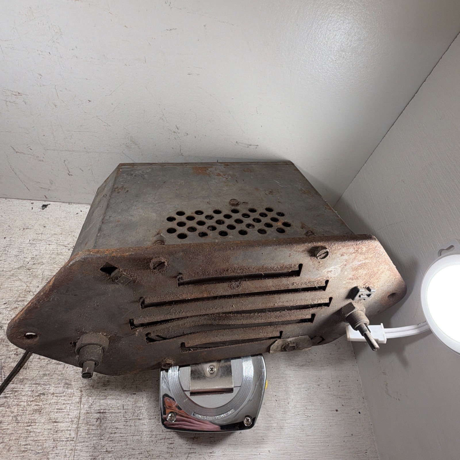 Lot Of 2 Vintage Antique OEM 1940s Mopar Radios For Parts Or Repair