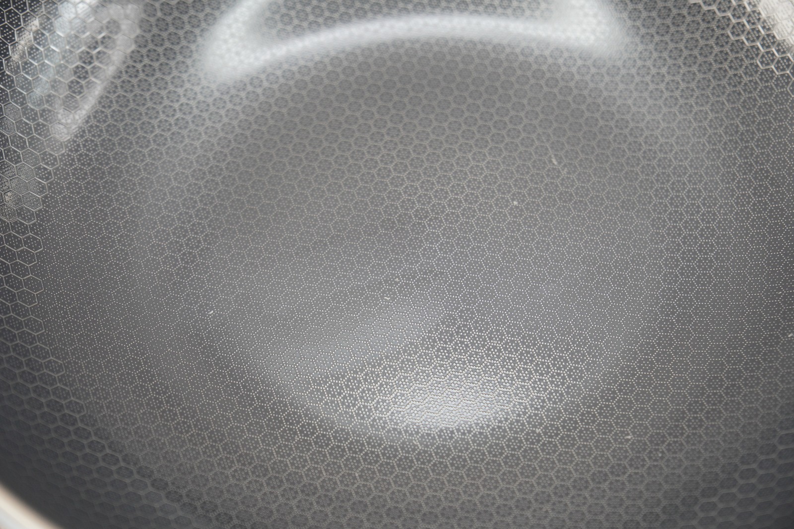 HexClad Hybrid Nonstick 14" Frying Pan, Stainless Steel Lid - Used #8730