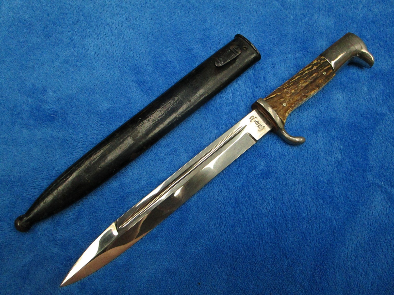 ORIGINAL WW2 GERMAN NCO DRESS BAYONET AND SCABBARD MAKER A.WINGEN SOLINGEN