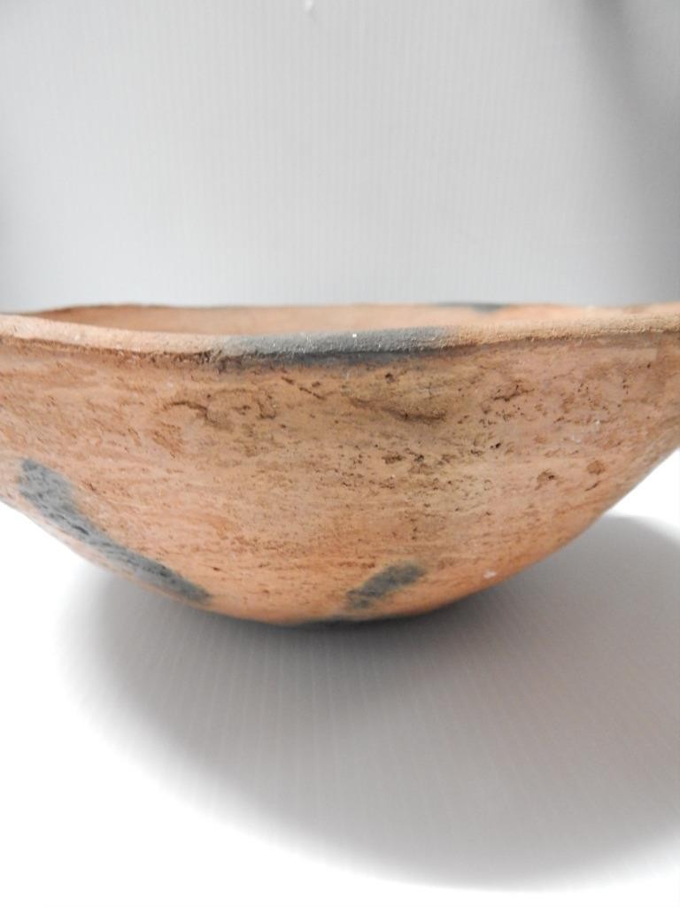 ANTIQUE PUEBLO / MISSION INDIAN LARGE POTTERY DOUGH BOWL FORM POT