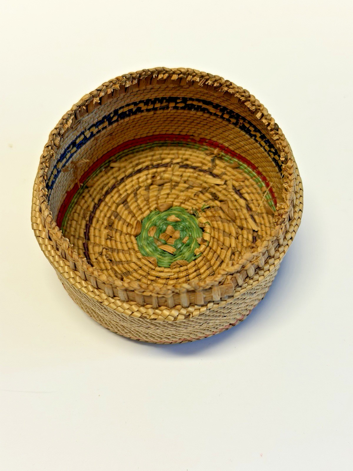 Antique Native American Indian Nootka Lidded Nootka Basket; Early 1900's; #A19