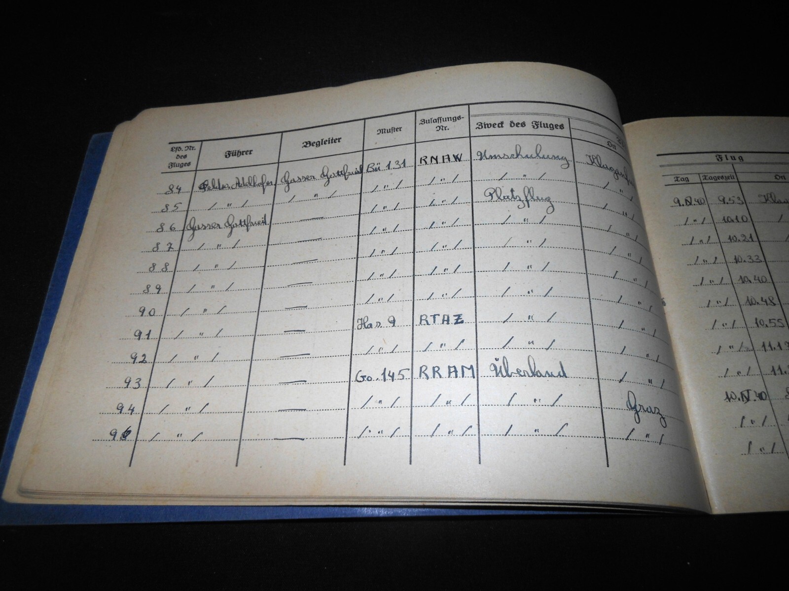 WW II German LW Flugbuch - FLIGHT LOG BOOK - Ju52 He111 Do17 Do23 Ju86 - NICE!