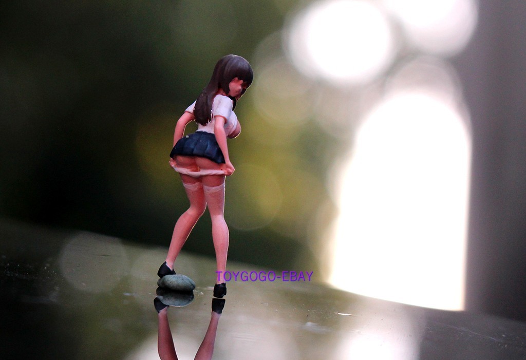 Miniture 1/64 1/87/43 figure SEXY 02 girl Model fit 1:64 car street diorama NGG