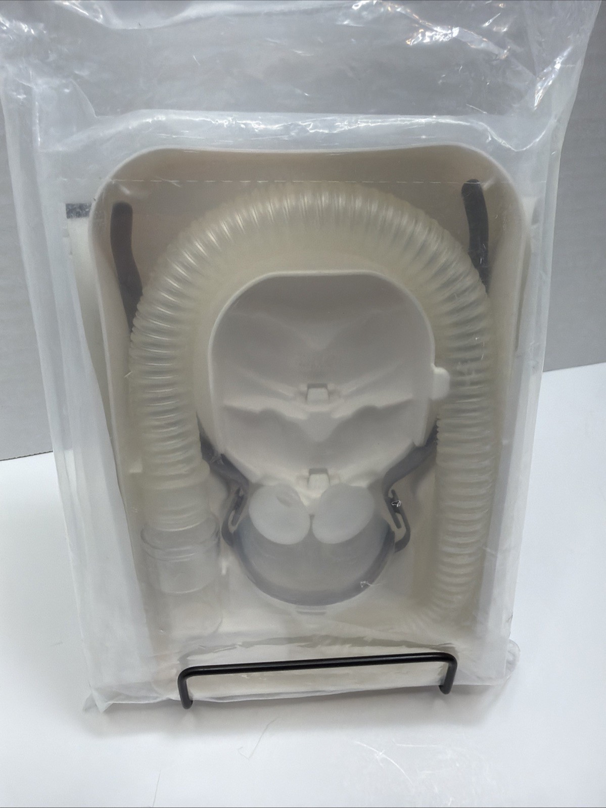 ResMed 62922 Airfit P10 Frame SYS Medium, Brand New in SEALED Package(no strap)