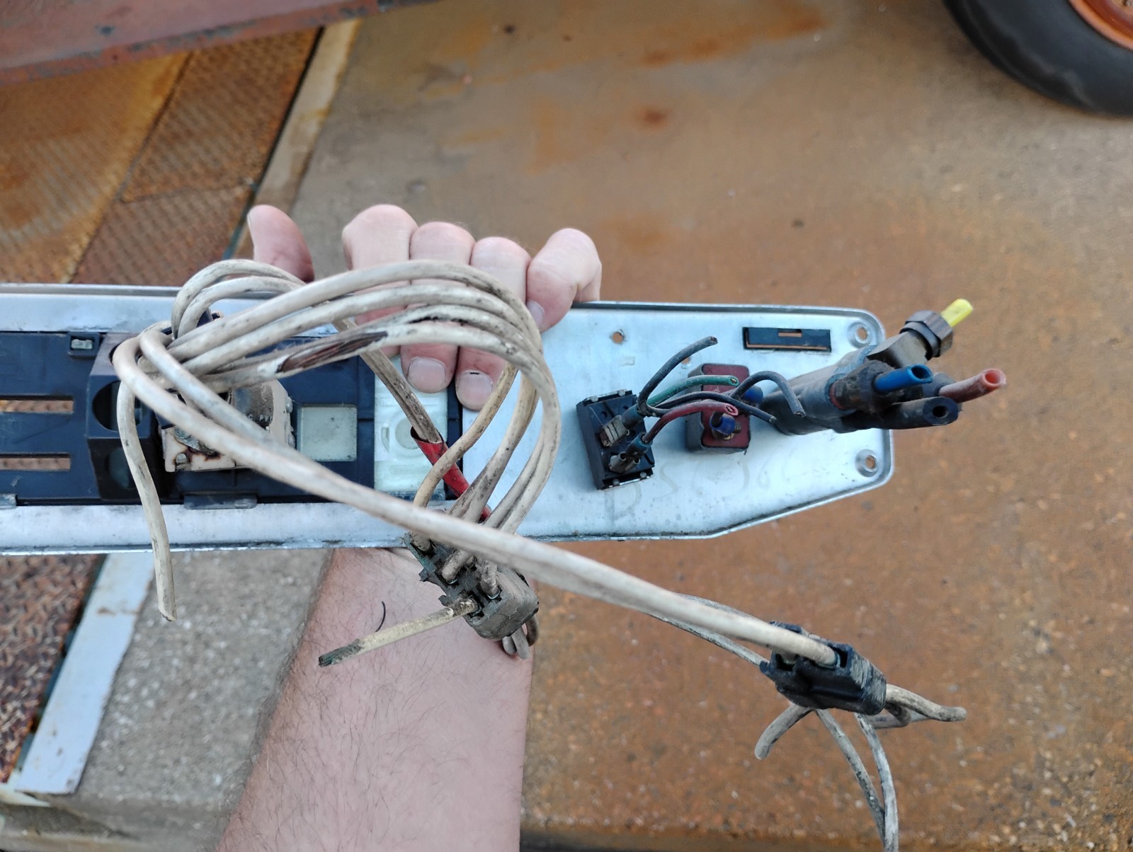 Freightliner FLD120 Heater A/C Temperature Controls - Used