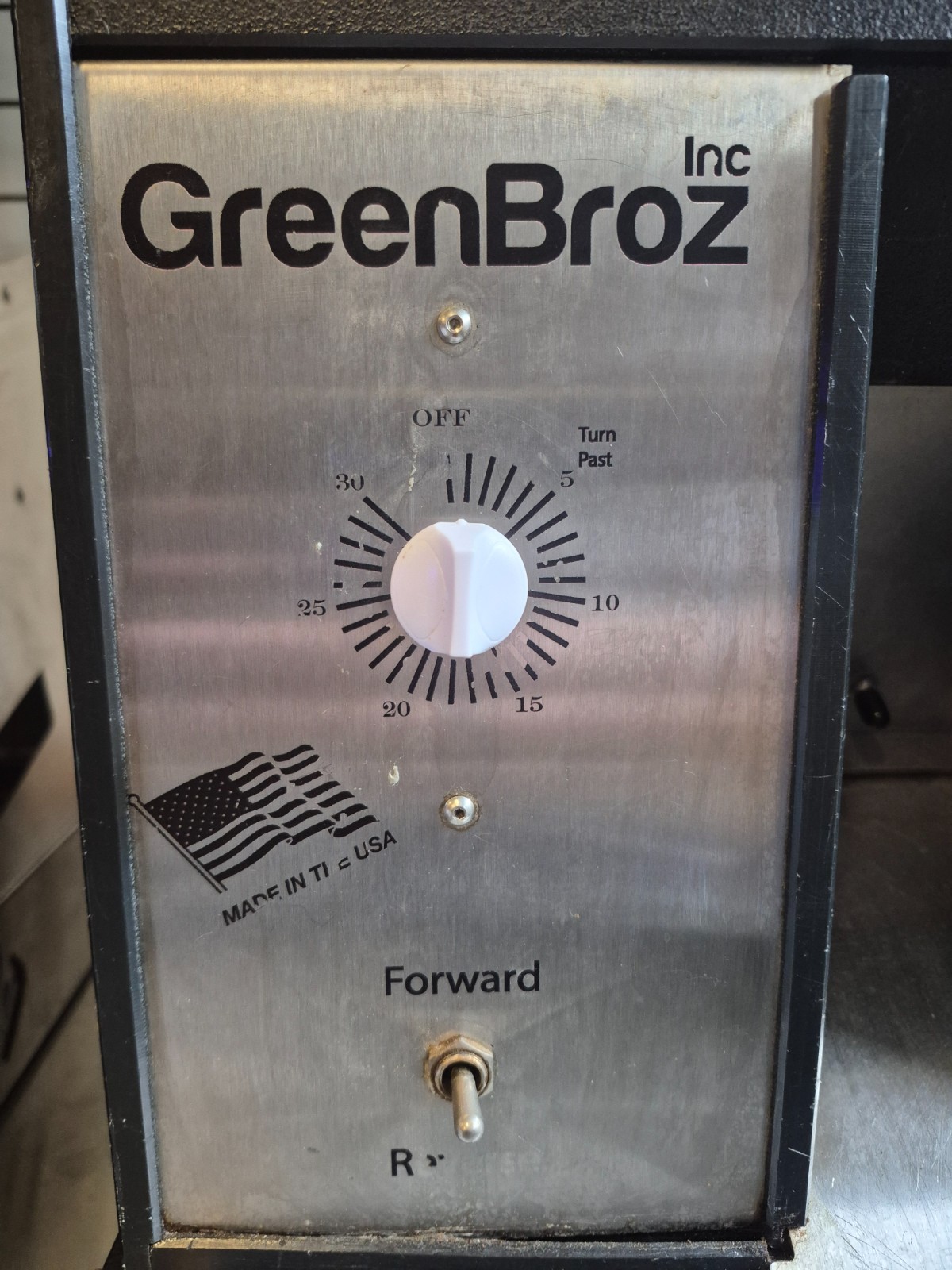GREENBROZ 215 Dry Trimmer (Pre Owned)