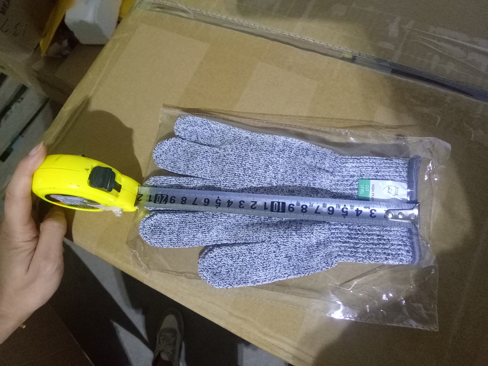 Protective Cut Resistant Gloves Level 5 Certified Safety Meat Cut Wood Carving