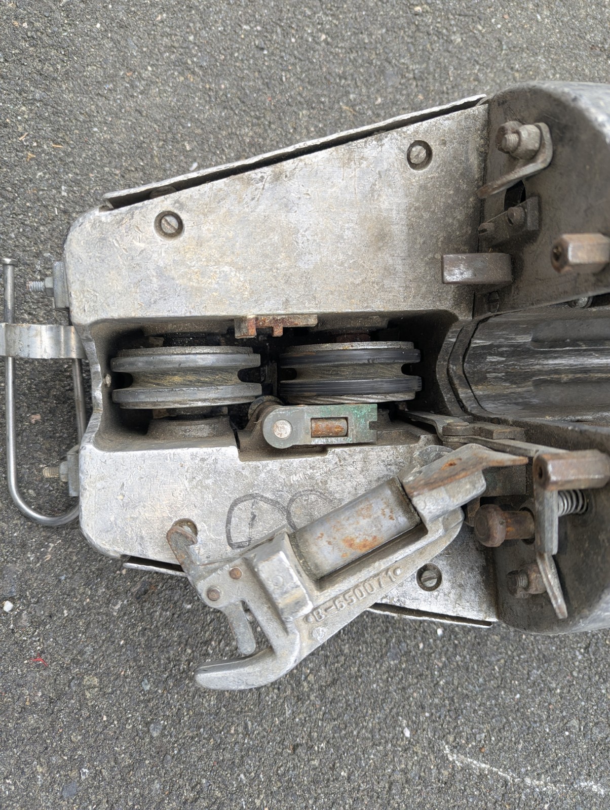 GMP C Cable Lasher - B-650071 Aerial Cable Lasher