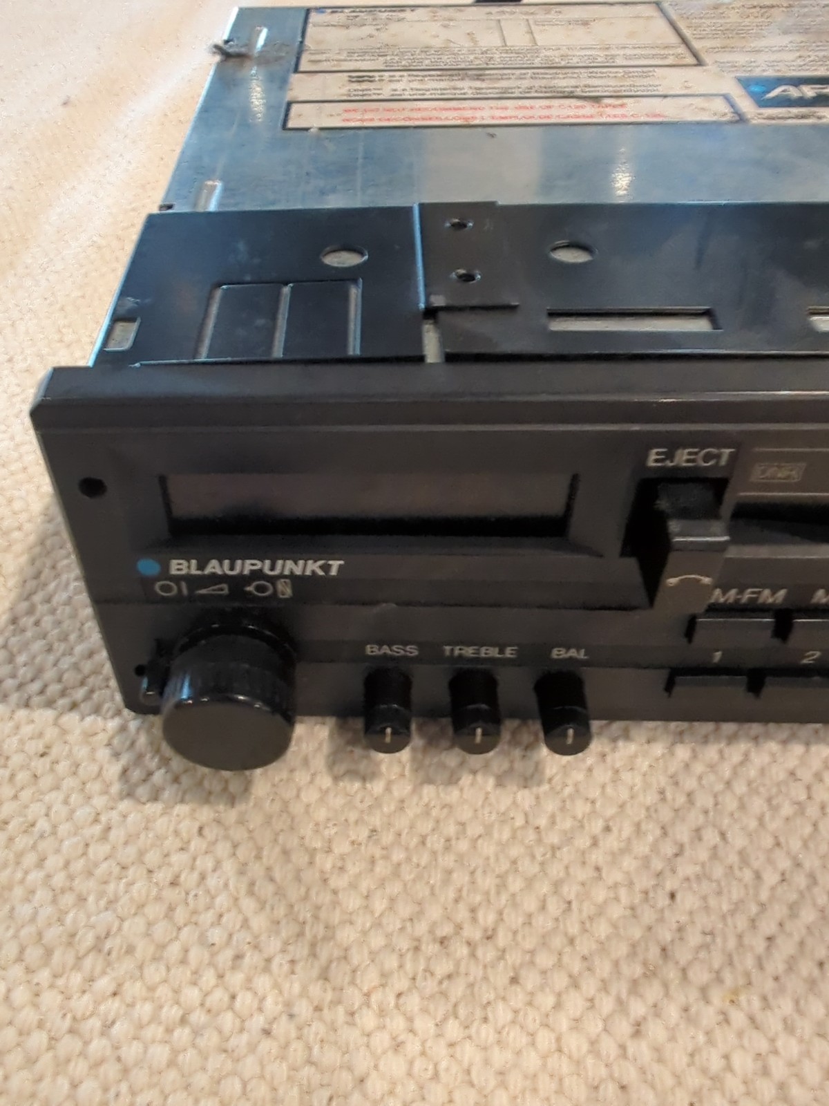 Genuine BLAUPUNKT CHARLESTON SQR26 Radio/Cassette Removed From 1995 Porsche 993