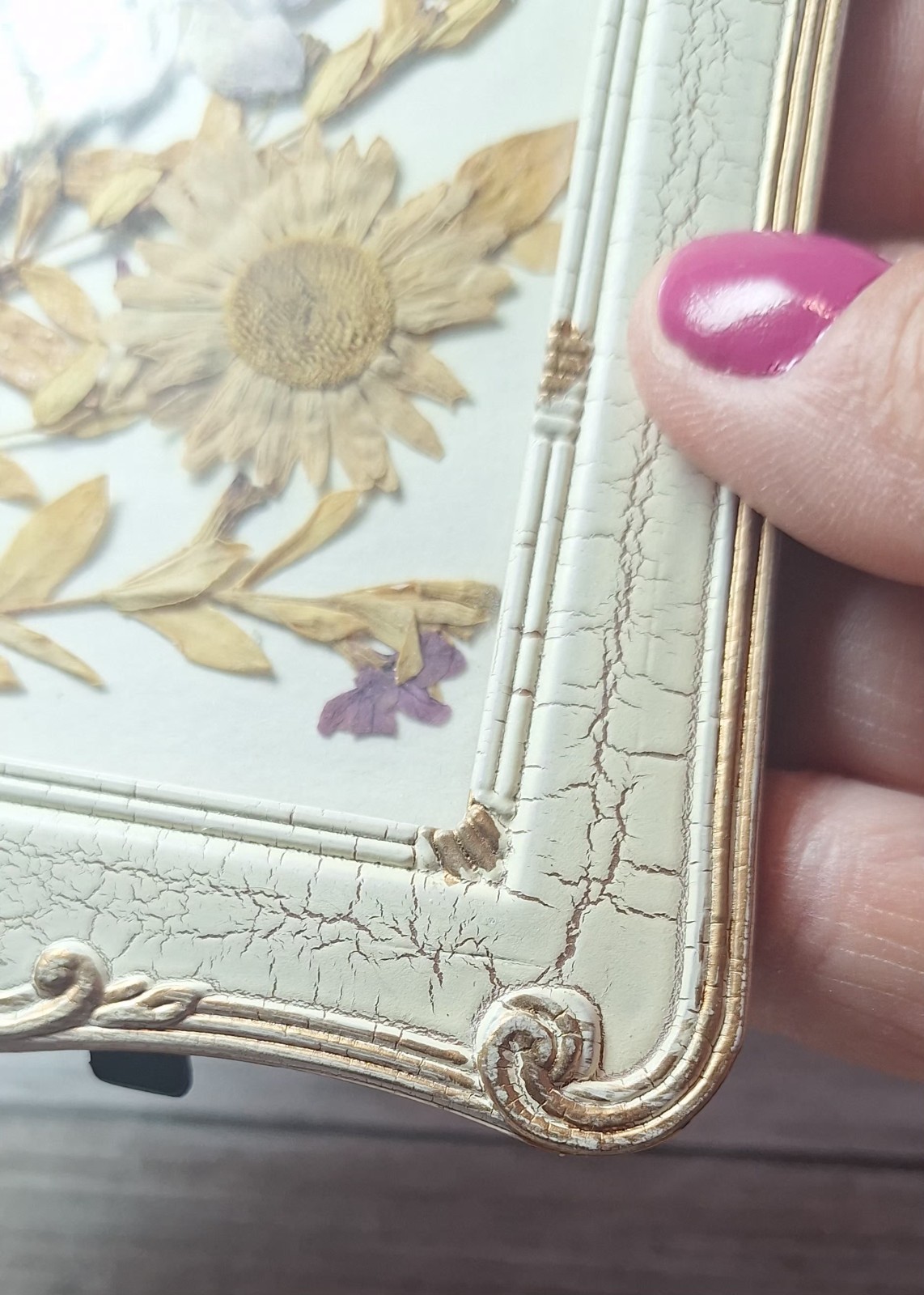 VTG Framed Pressed Dried Flowers Wall Art Decor Victorian Crackle Frame 4.5X5.75