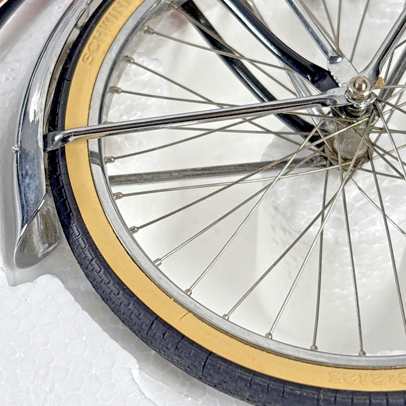 Danbury Mint Schwinn Black Phantom 1:6 Scale Die Cast Model Bicycle COA & BOX