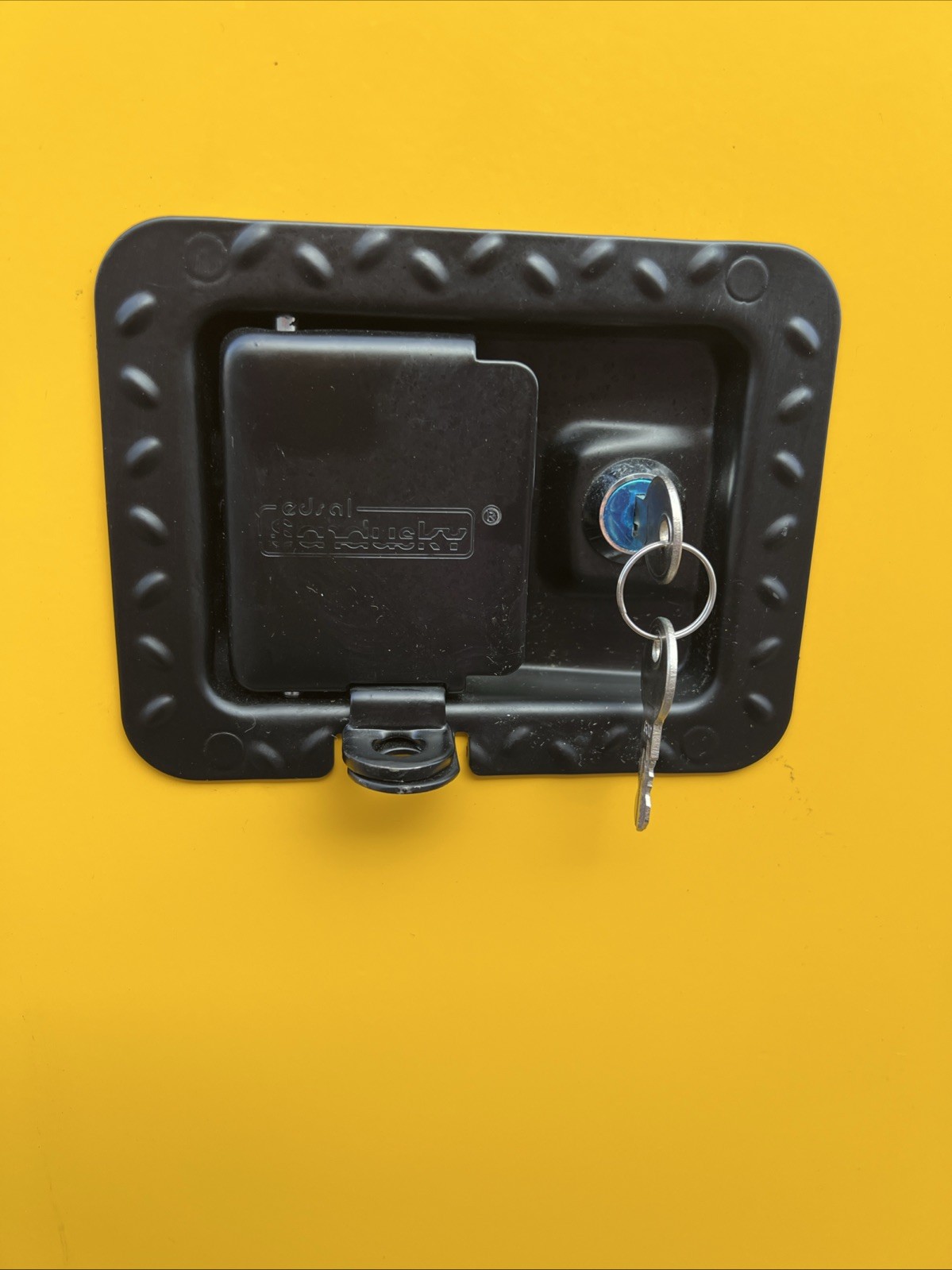 Edsal 22 gal Steel Freestanding Flammable Safety Storage Cabinet